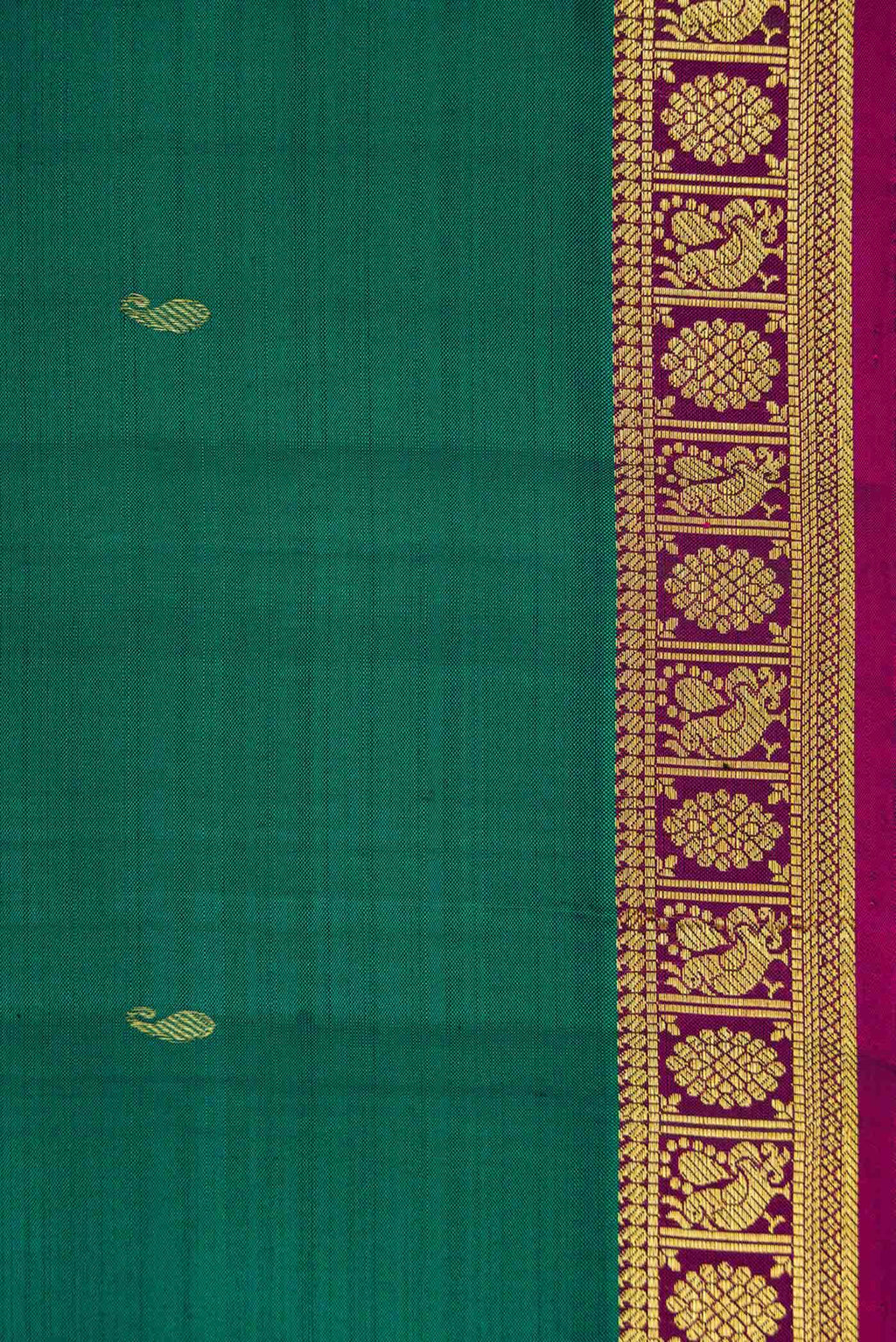 Green Dual Tone Kanchipuram Silk Saree
