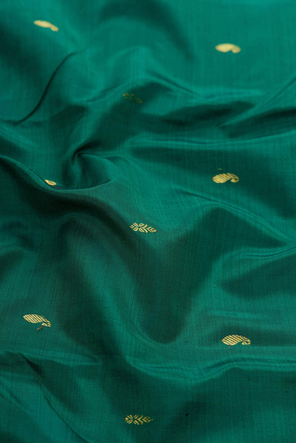 Green Dual Tone Kanchipuram Silk Saree