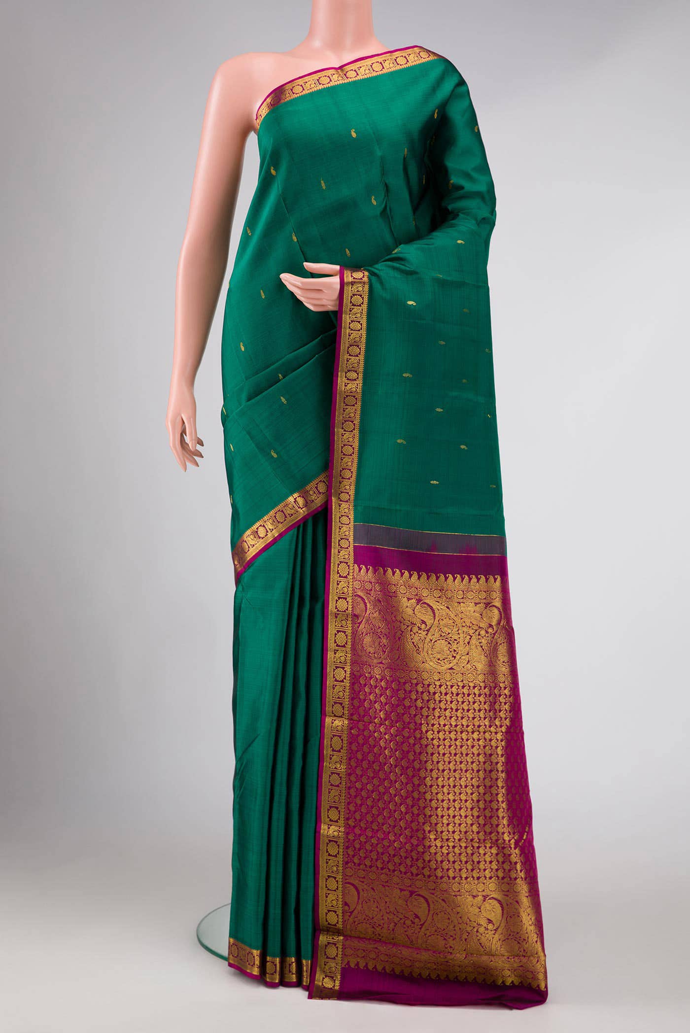 Green Dual Tone Kanchipuram Silk Saree