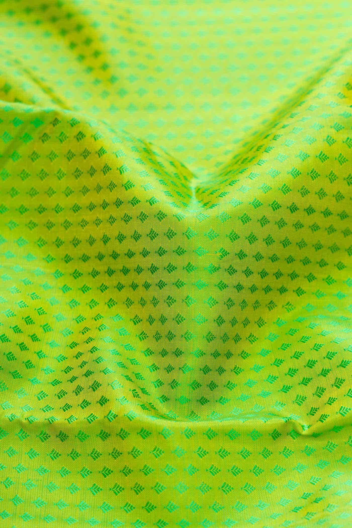 Pure Silk Pure Zari Parrot Green Dual Tone Kanchipuram Saree