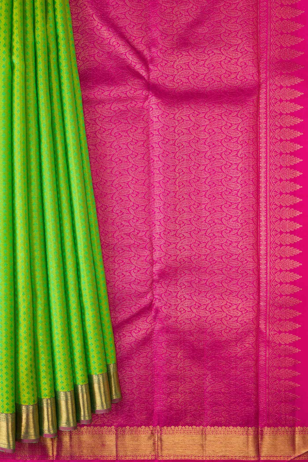 Pure Silk Pure Zari Parrot Green Dual Tone Kanchipuram Saree
