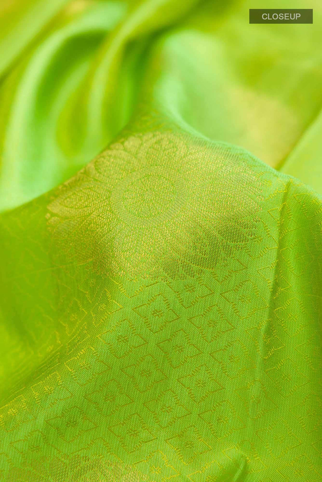 Parrot Green Kanchipuram Silk Saree
