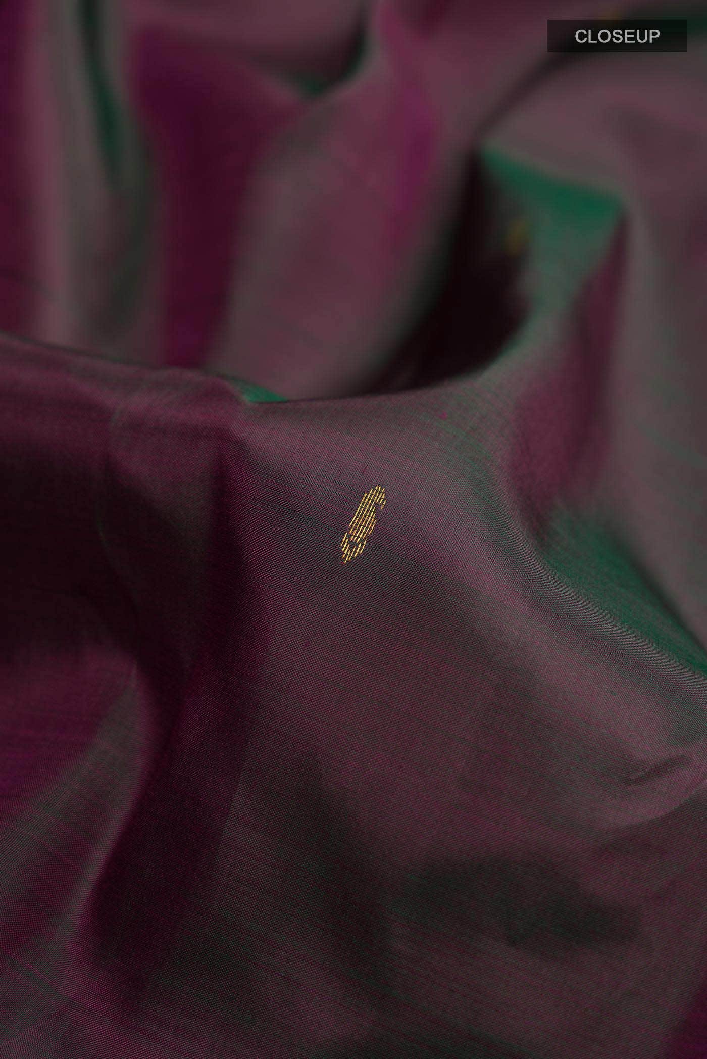 Green with Maroon Dual Tone Kanchipuram Silk Saree