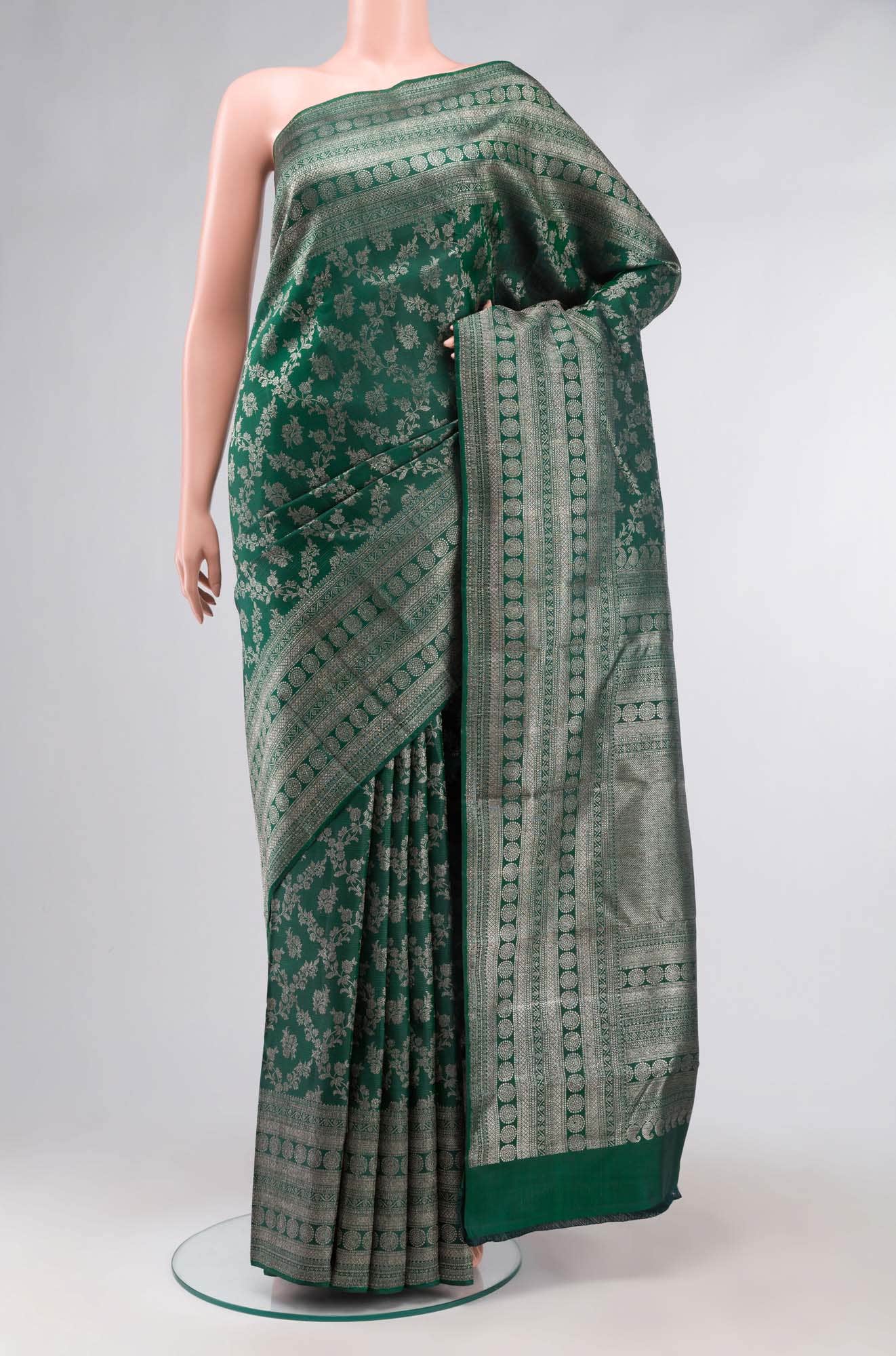 Bottle Green Kanchipuram Silk Saree