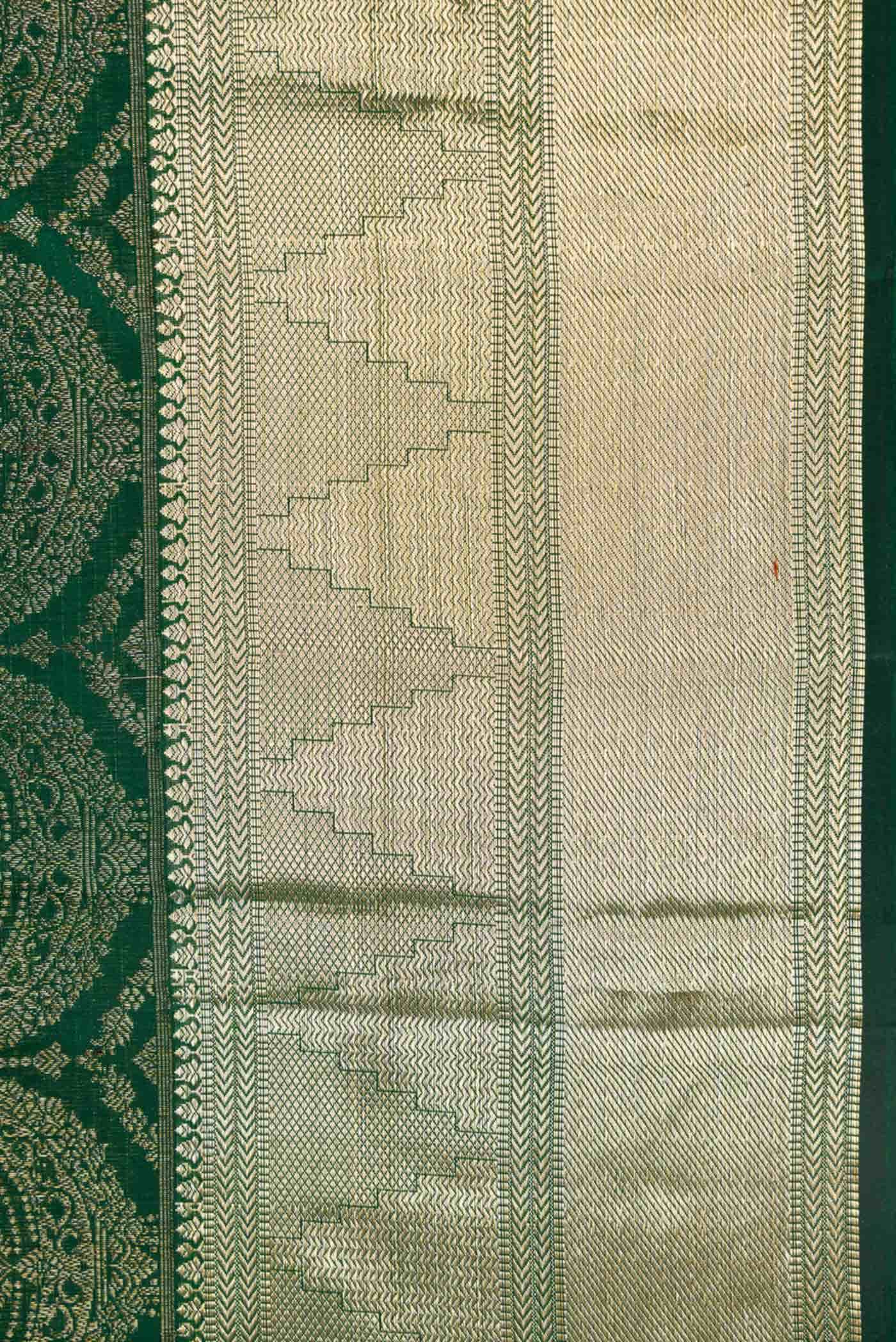 Green Dual Tone Kanchipuram Silk Saree