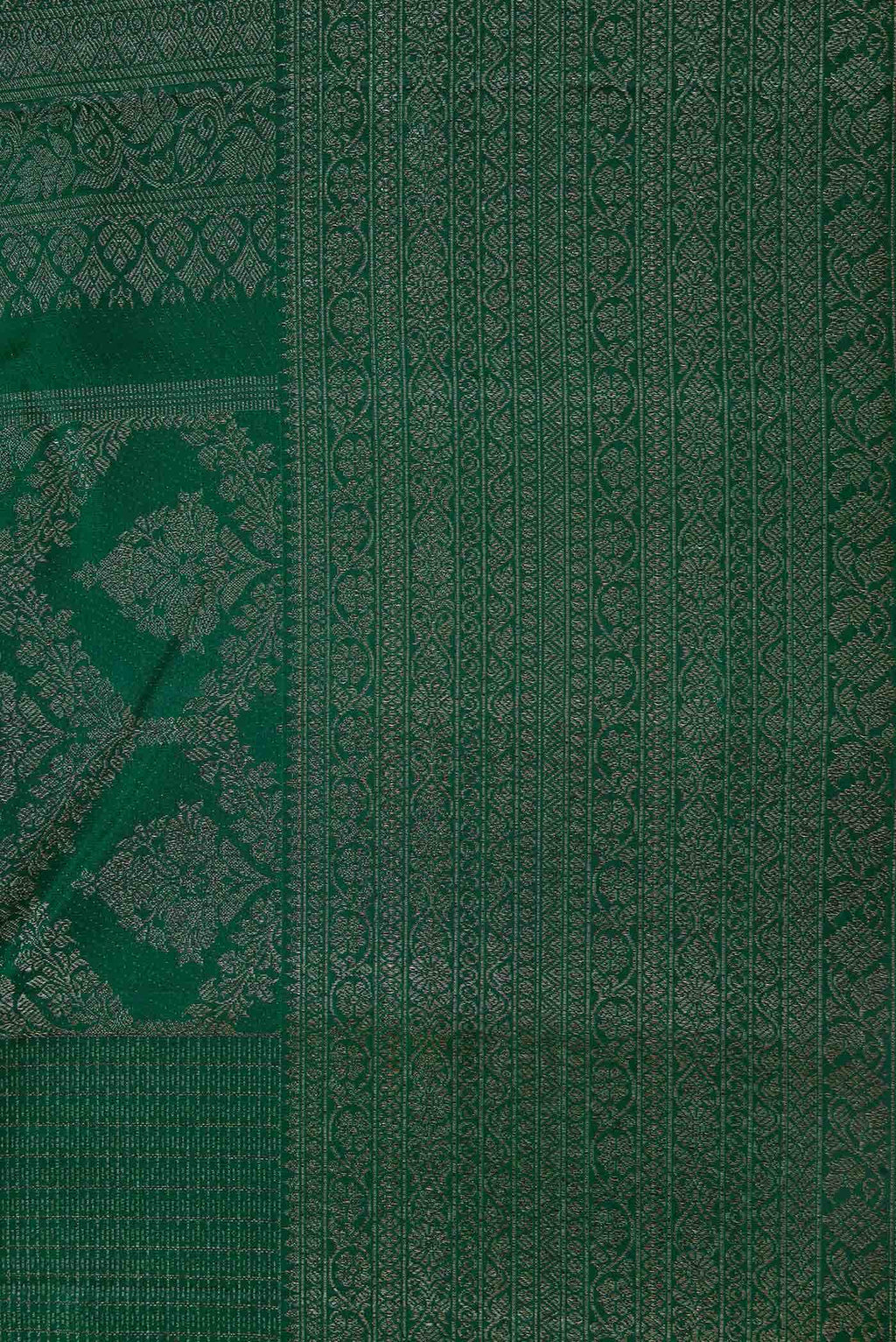 Green Dual Tone Kanchipuram Silk Saree