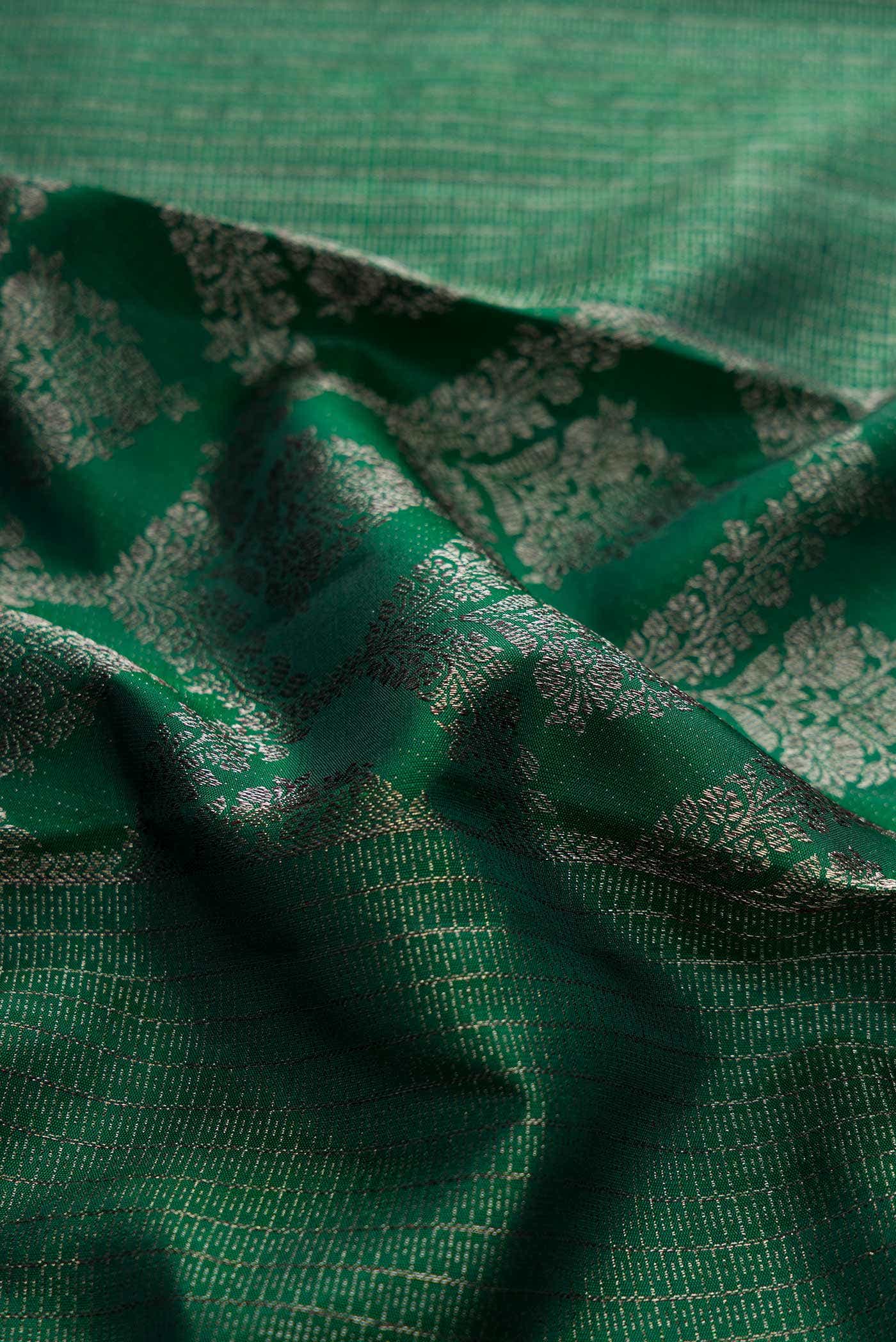 Green Dual Tone Kanchipuram Silk Saree