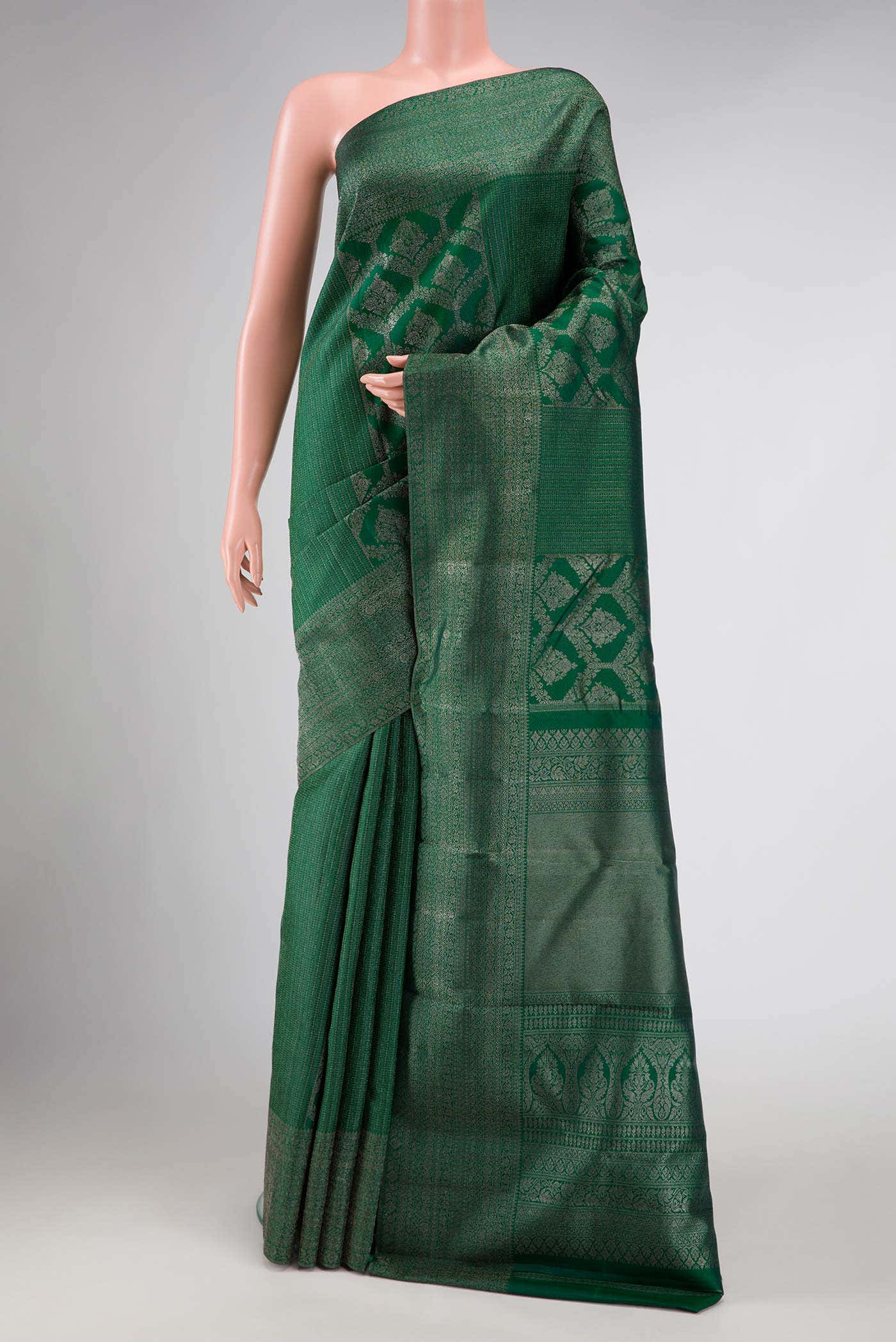 Green Dual Tone Kanchipuram Silk Saree