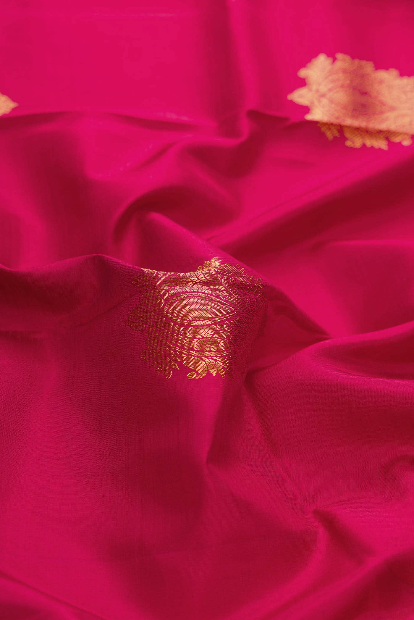 Dark Pink Dual Tone Kanchipuram Silk Saree