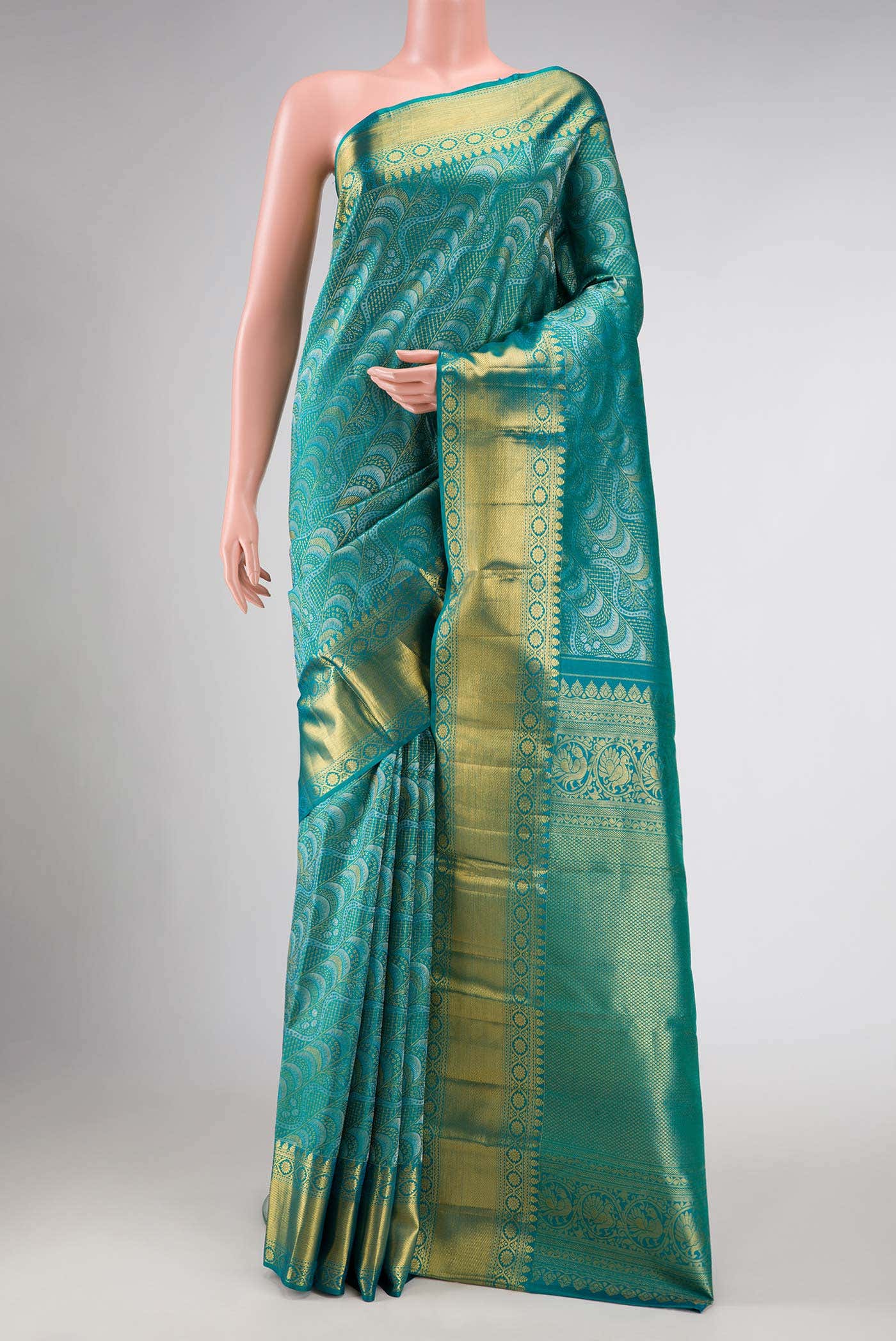 Green Dual Tone Kanchipuram Silk Saree