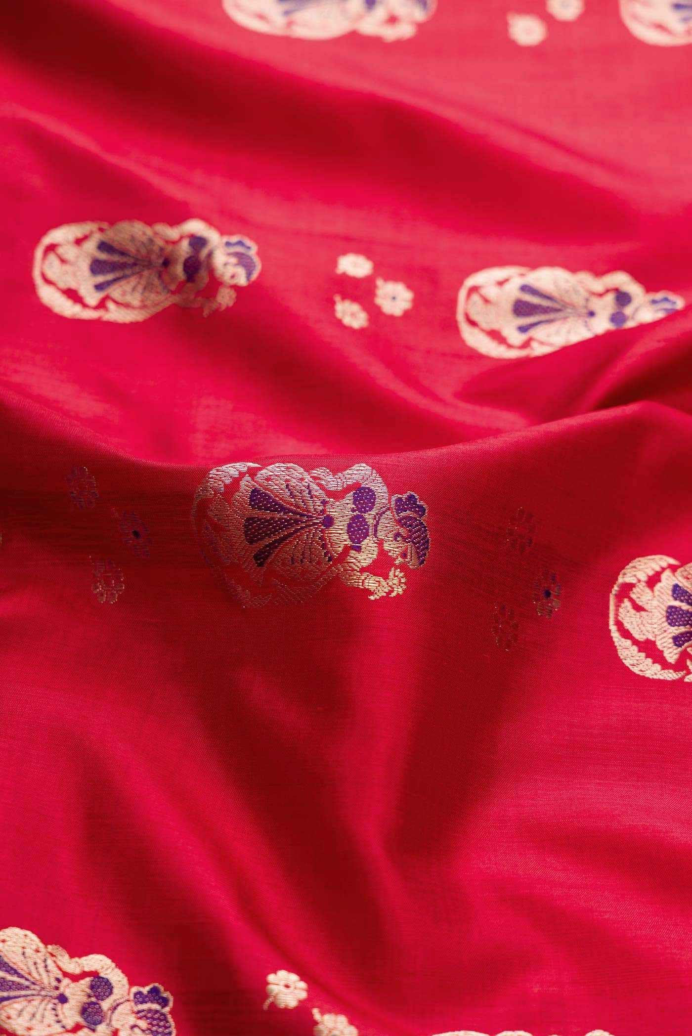 Red Dual Tone Baluchari Silk Saree