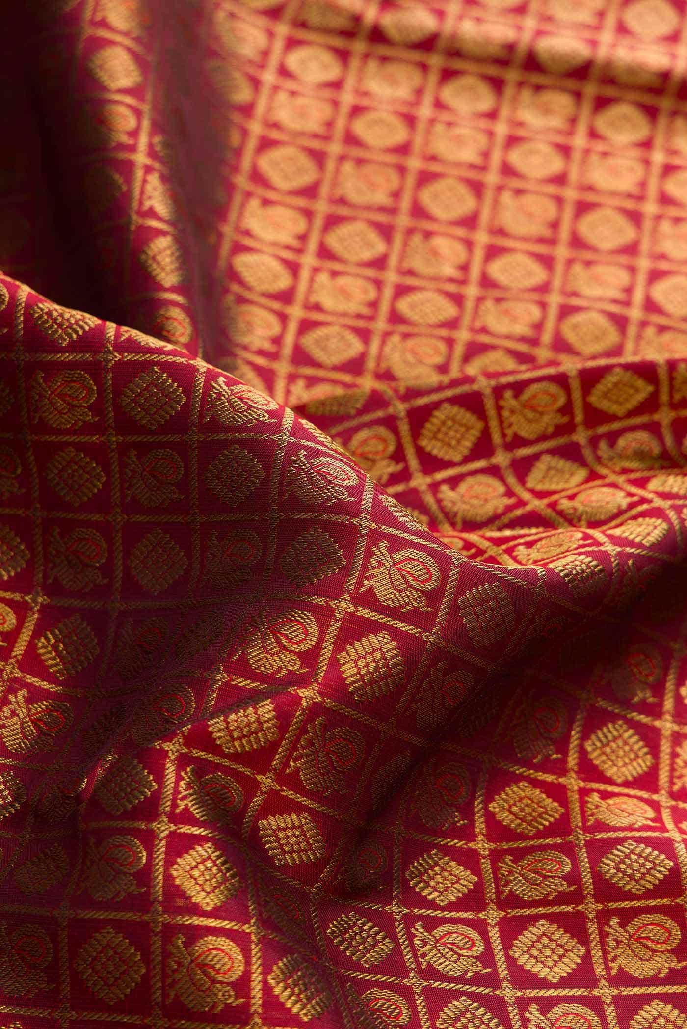 Maroon Dual Tone Kanchipuram Silk Saree