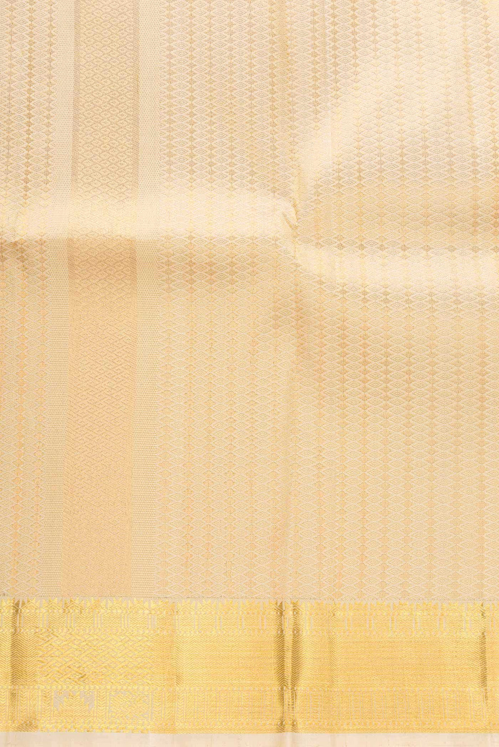 Gold Silk Dhoti With Angavastram (8X4) Muzham