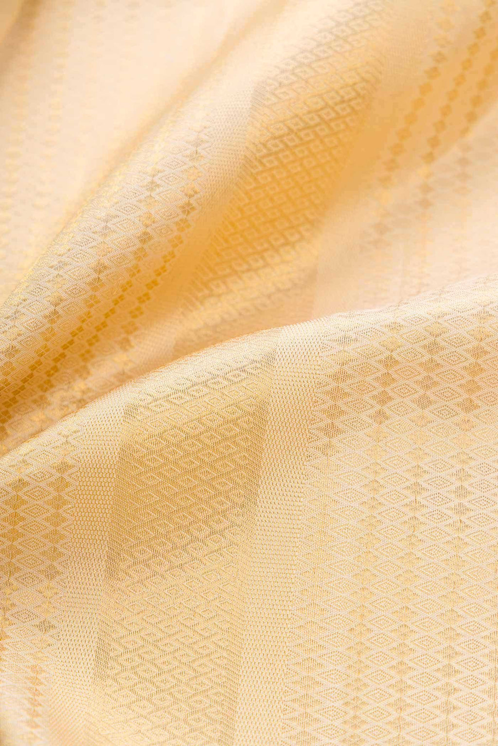 Gold Silk Dhoti With Angavastram (8X4) Muzham