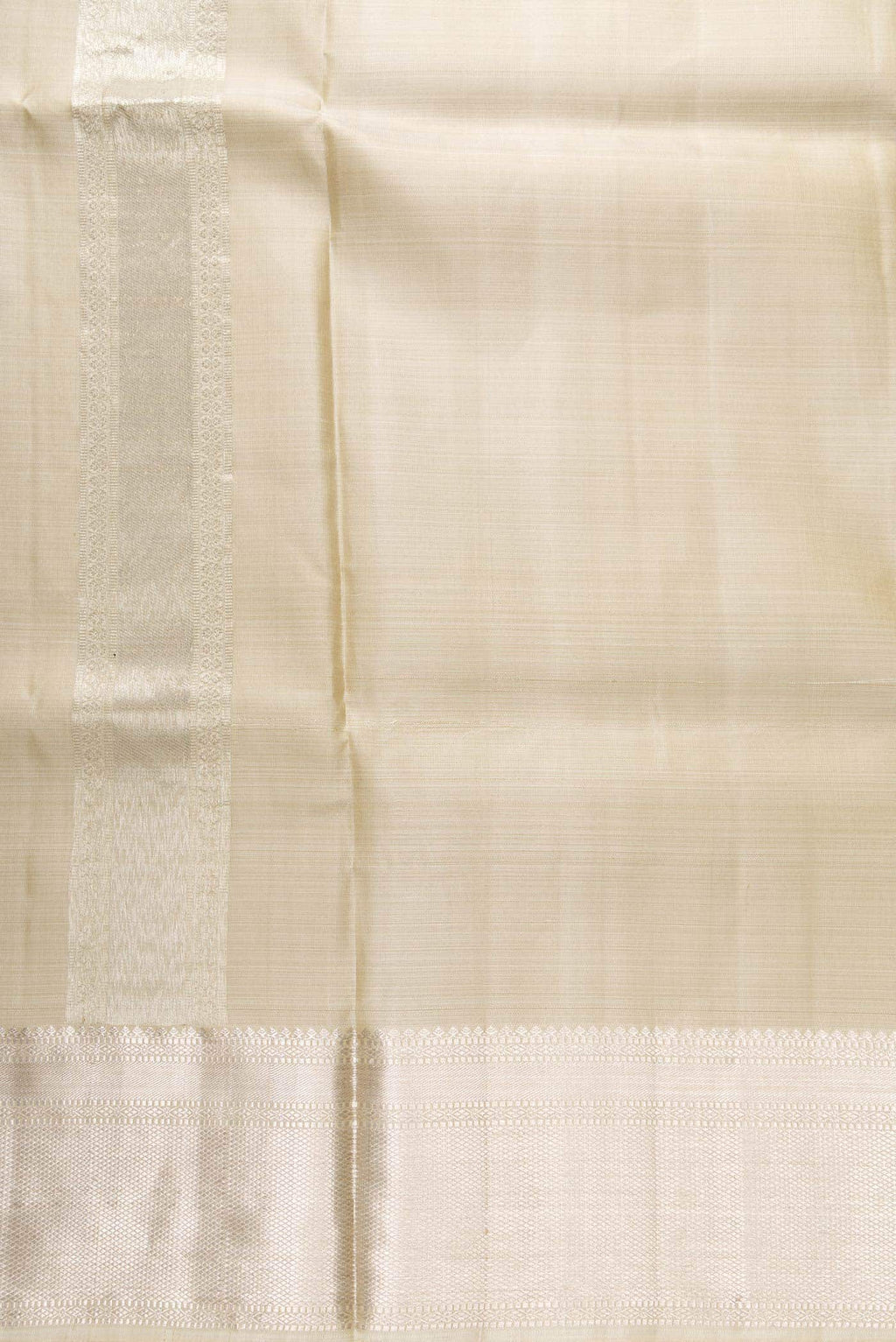 Beige Silk Dhoti With Angavastram (8X4) Muzham