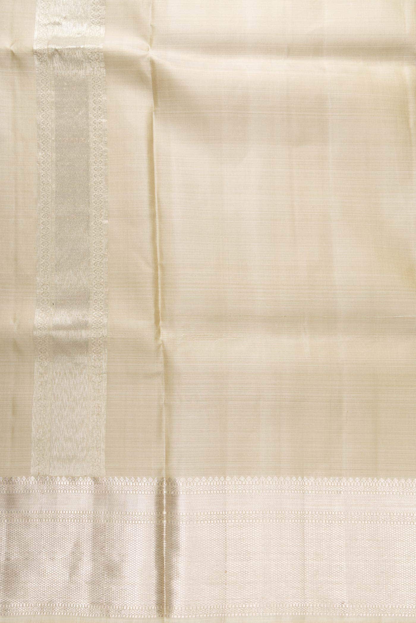 Beige Silk Dhoti With Angavastram (8X4) Muzham