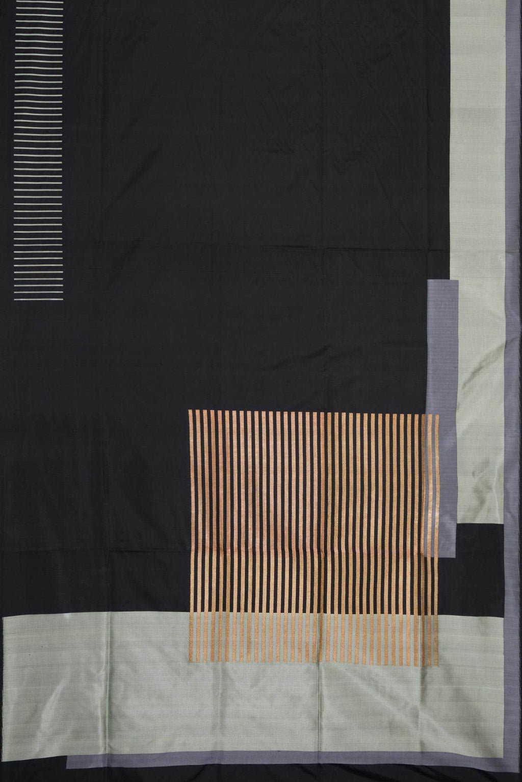 Black Dual Tone Banarasi Silk Saree