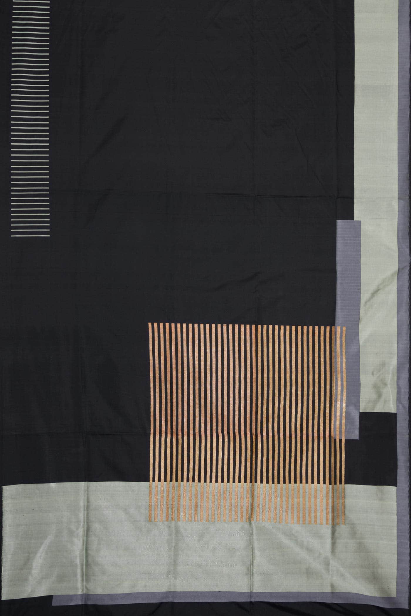 Black Dual Tone Banarasi Silk Saree