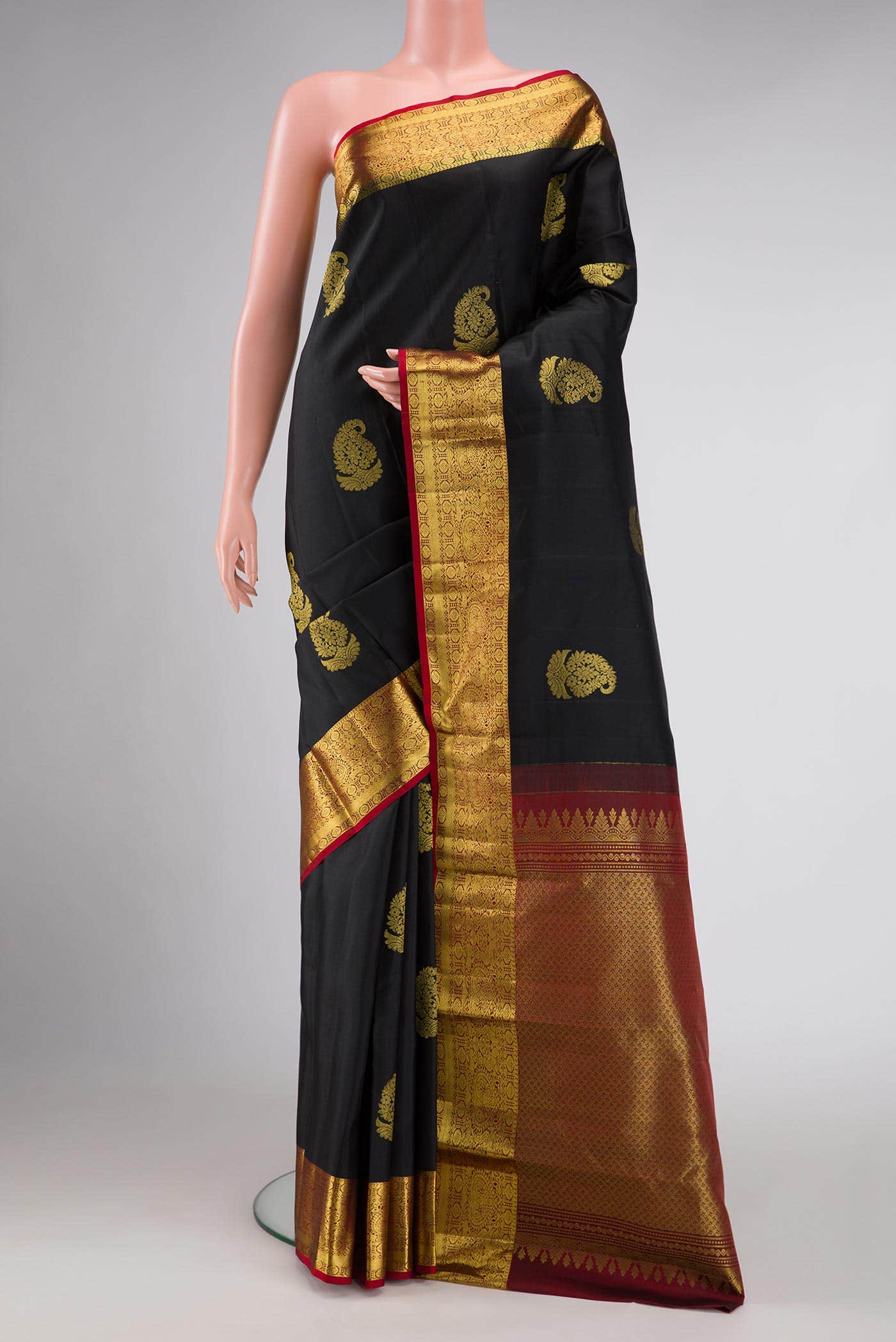 Black Dual Tone Kanchipuram Silk Saree