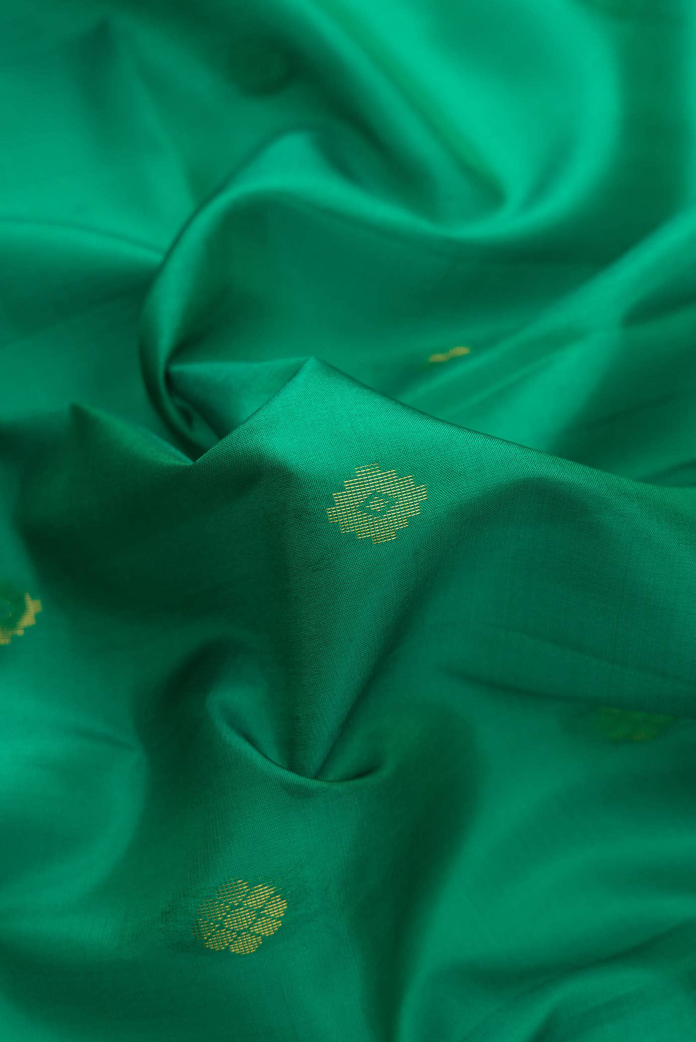 Green Dual Tone Soft Silk Saree
