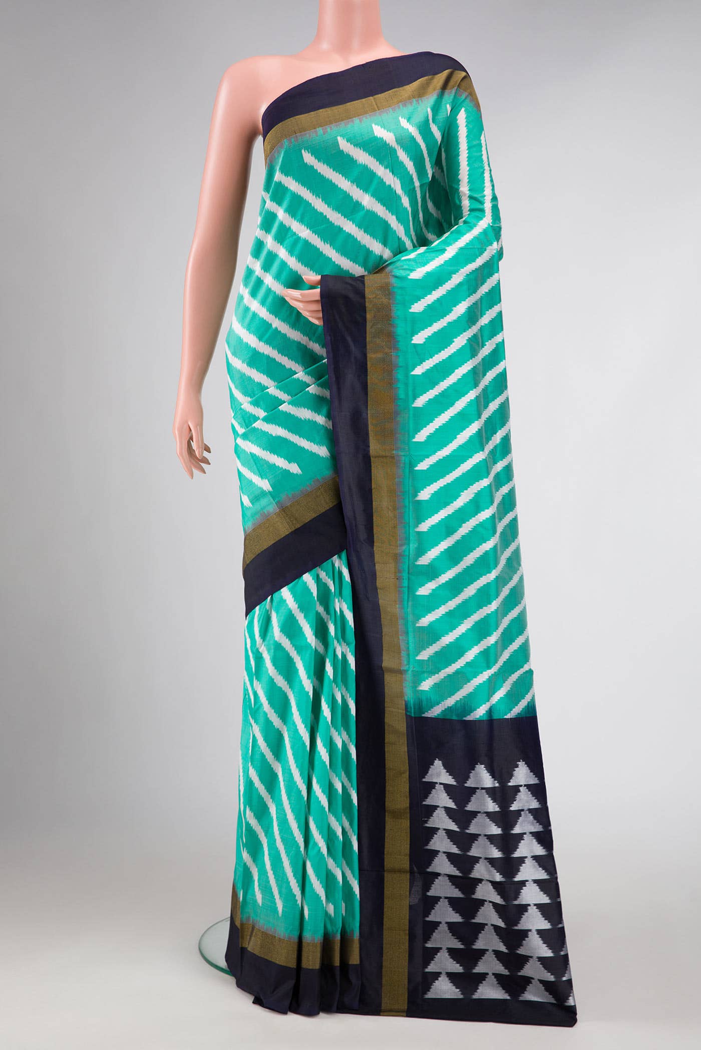 Green Dual Tone Double Ikat Saree