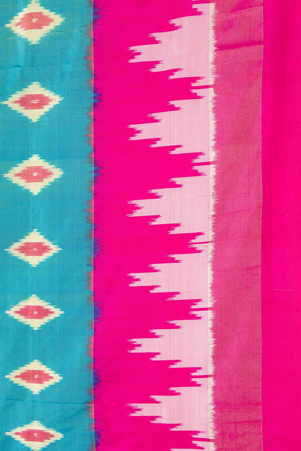 Green Dual Tone Pochampally Silk Saree