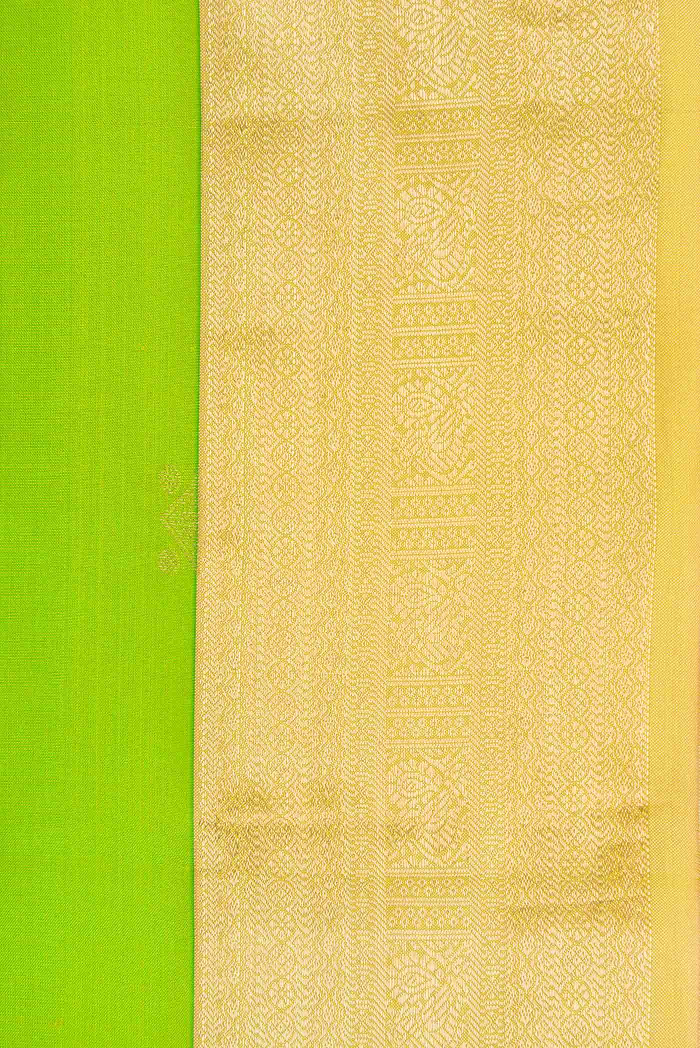 Parrot Green Dual Tone Kanchipuram Silk Saree