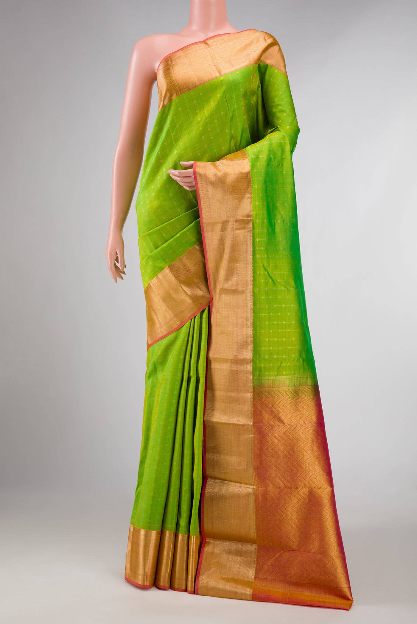 Parrot Green Dual Tone Kanchipuram Silk Saree