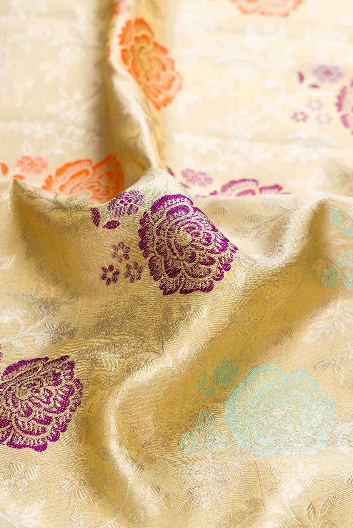 Gold Dual Tone Kanjivaram Tissue Silk Saree