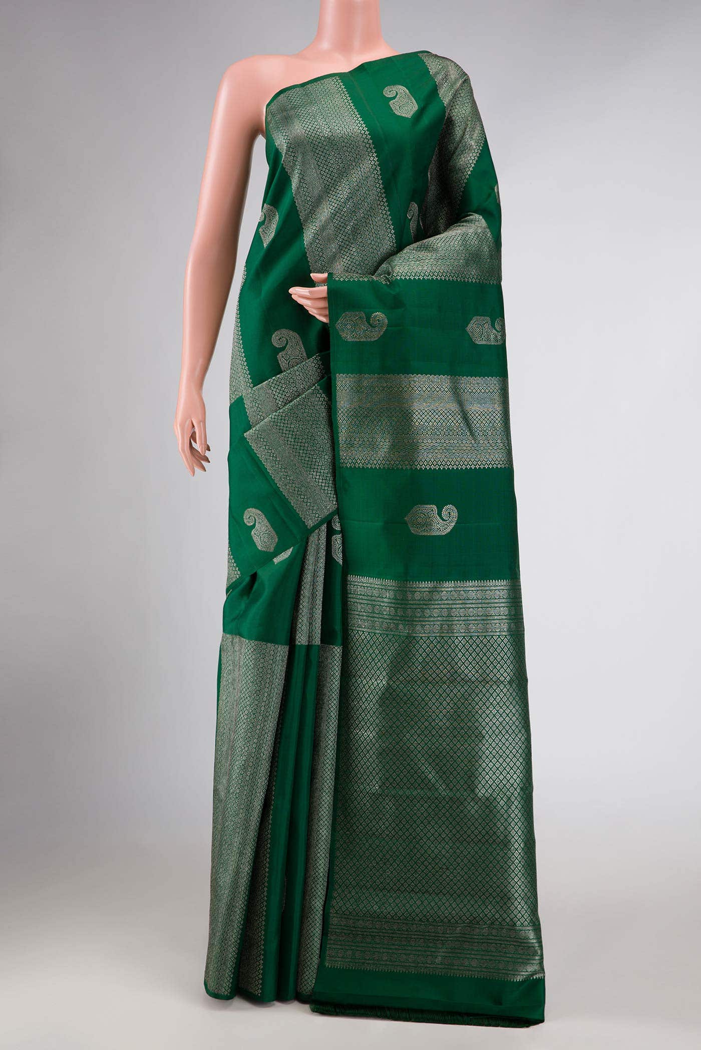 Green Dual Tone Kanchipuram Silk Saree