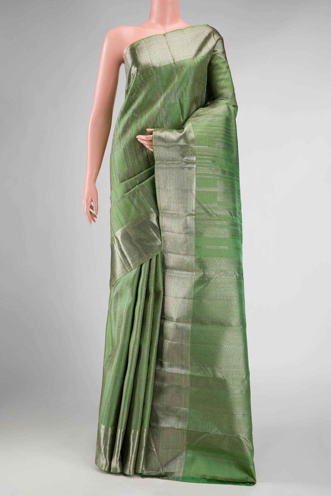 Green Dual Tone Kanchipuram Silk Saree