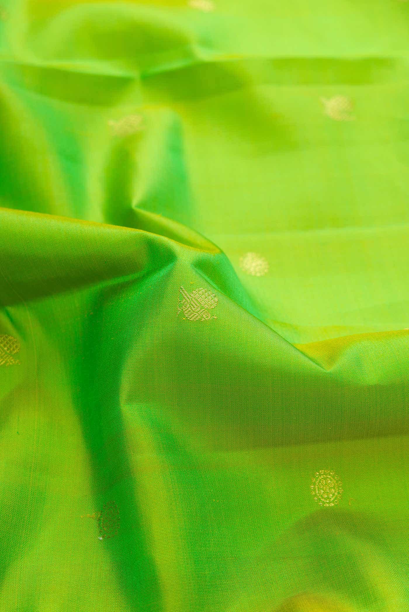 Parrot Green Dual Tone Kanchipuram Silk Saree