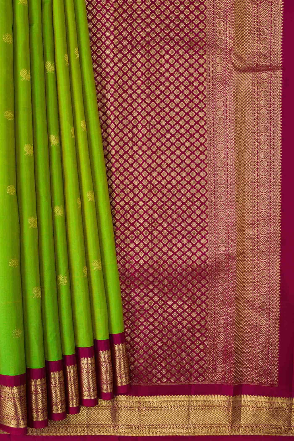 Parrot Green Dual Tone Kanchipuram Silk Saree