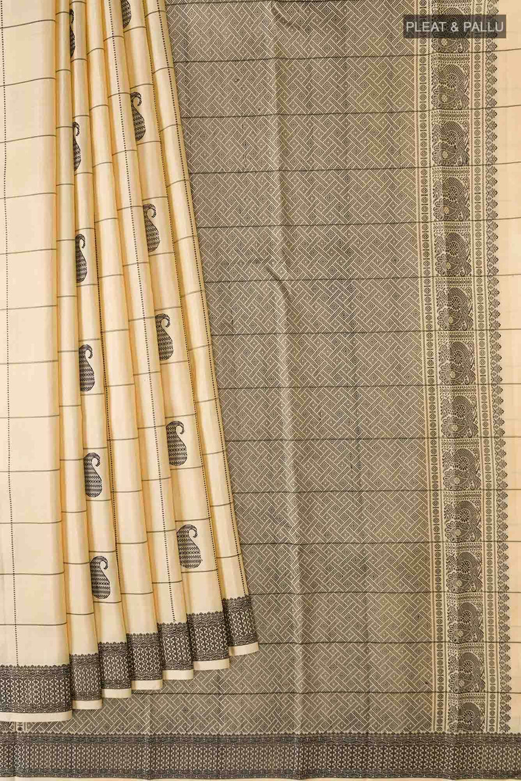 Sandal Kanchipuram Silk Saree