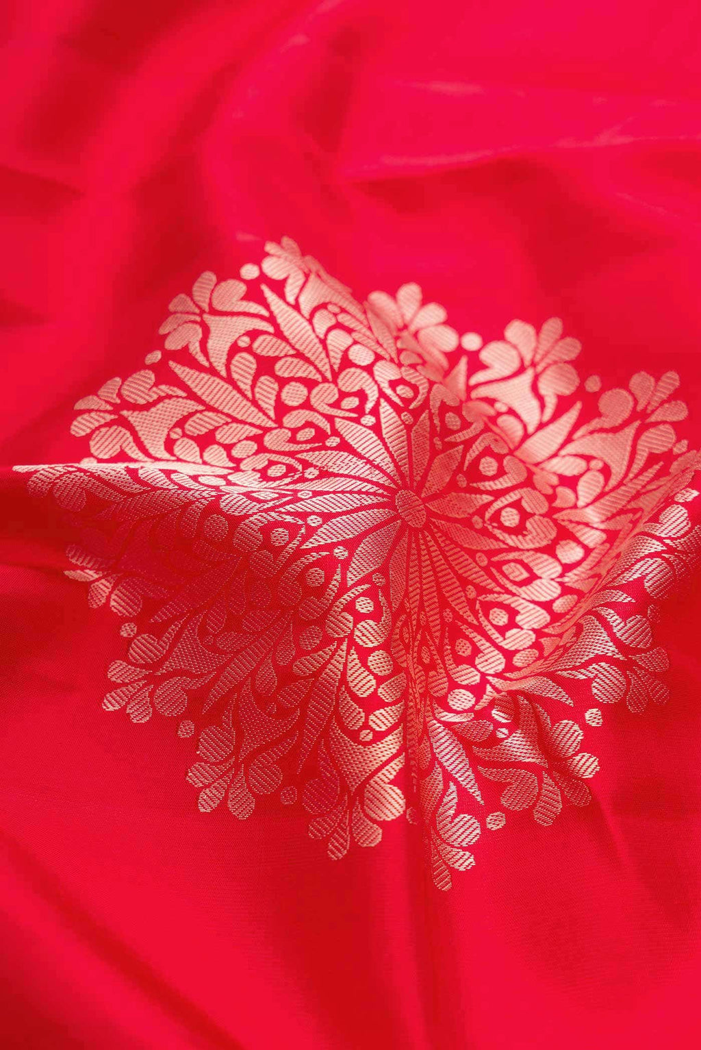 Red Dual Tone Kanchipuram Silk Saree