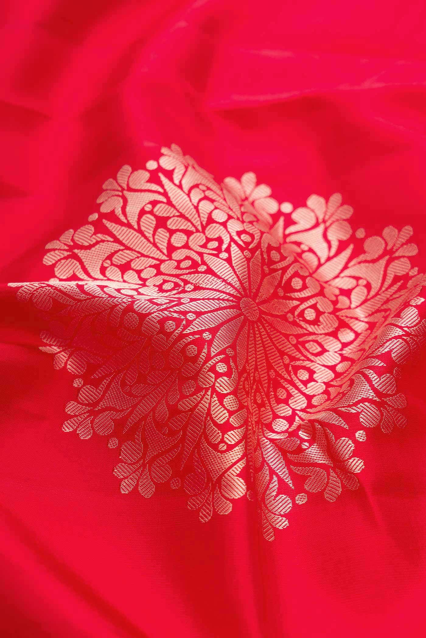 Red Dual Tone Kanchipuram Silk Saree