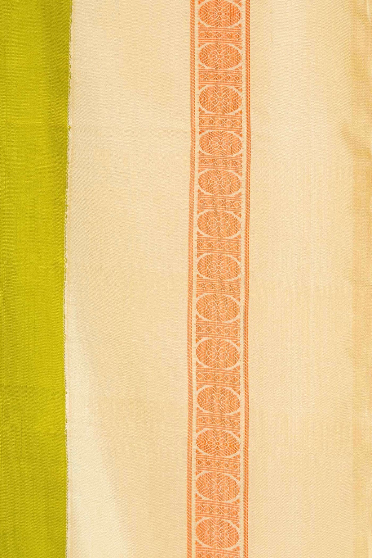 Parrot Green Kanchipuram Silk Saree