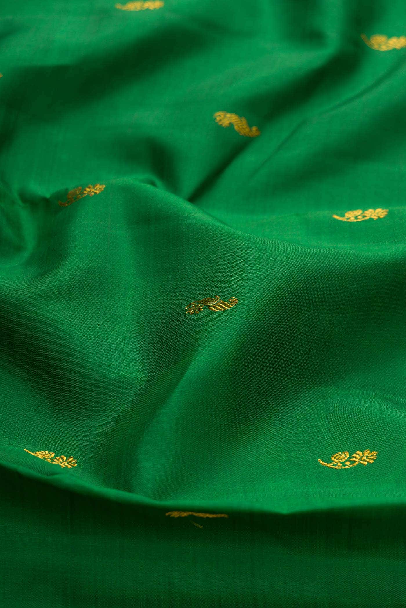 Pure Silk Pure Zari Green Dual Tone Kanchipuram Saree