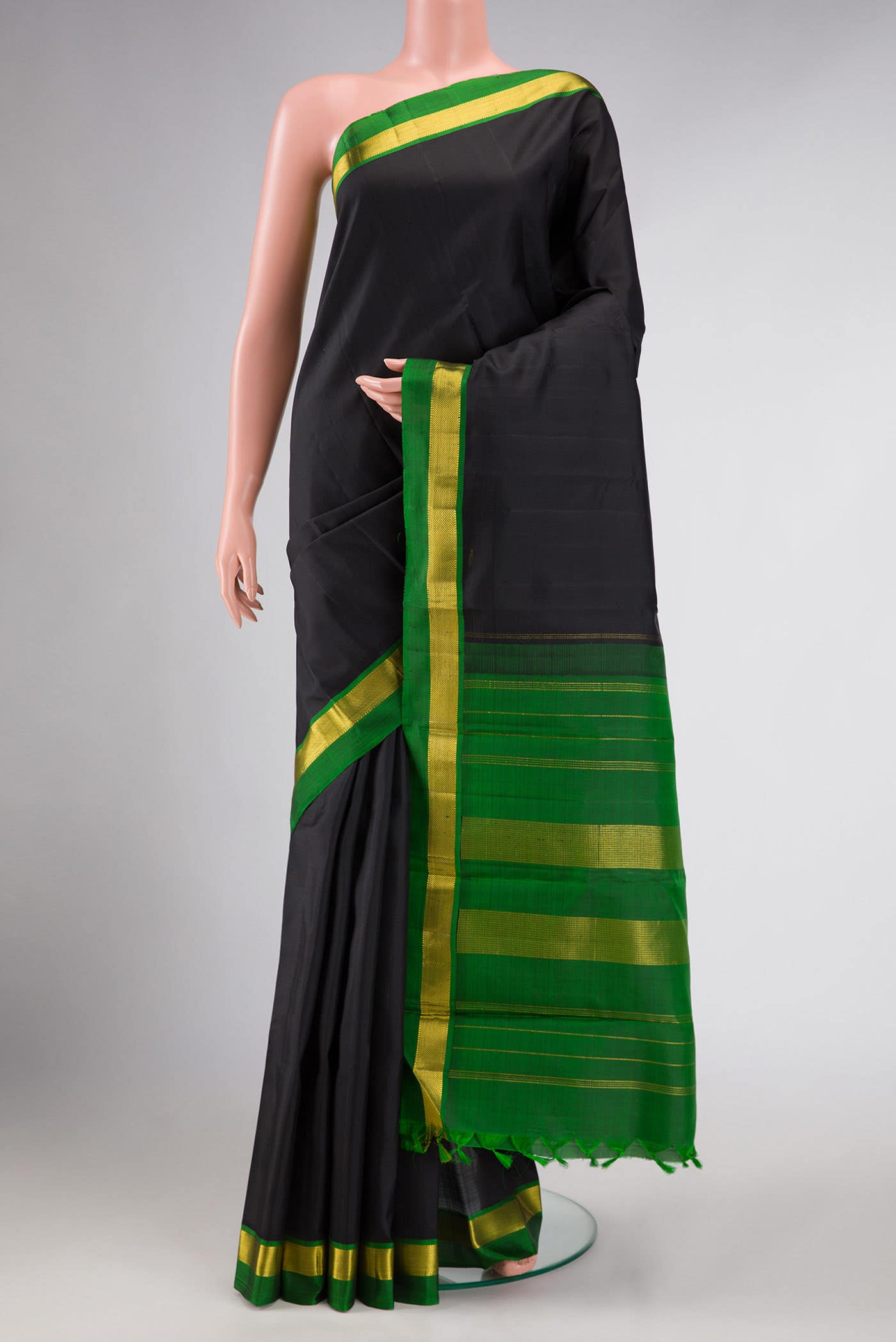 Pure Silk Pure Zari Black Dual Tone Kanchipuram Saree