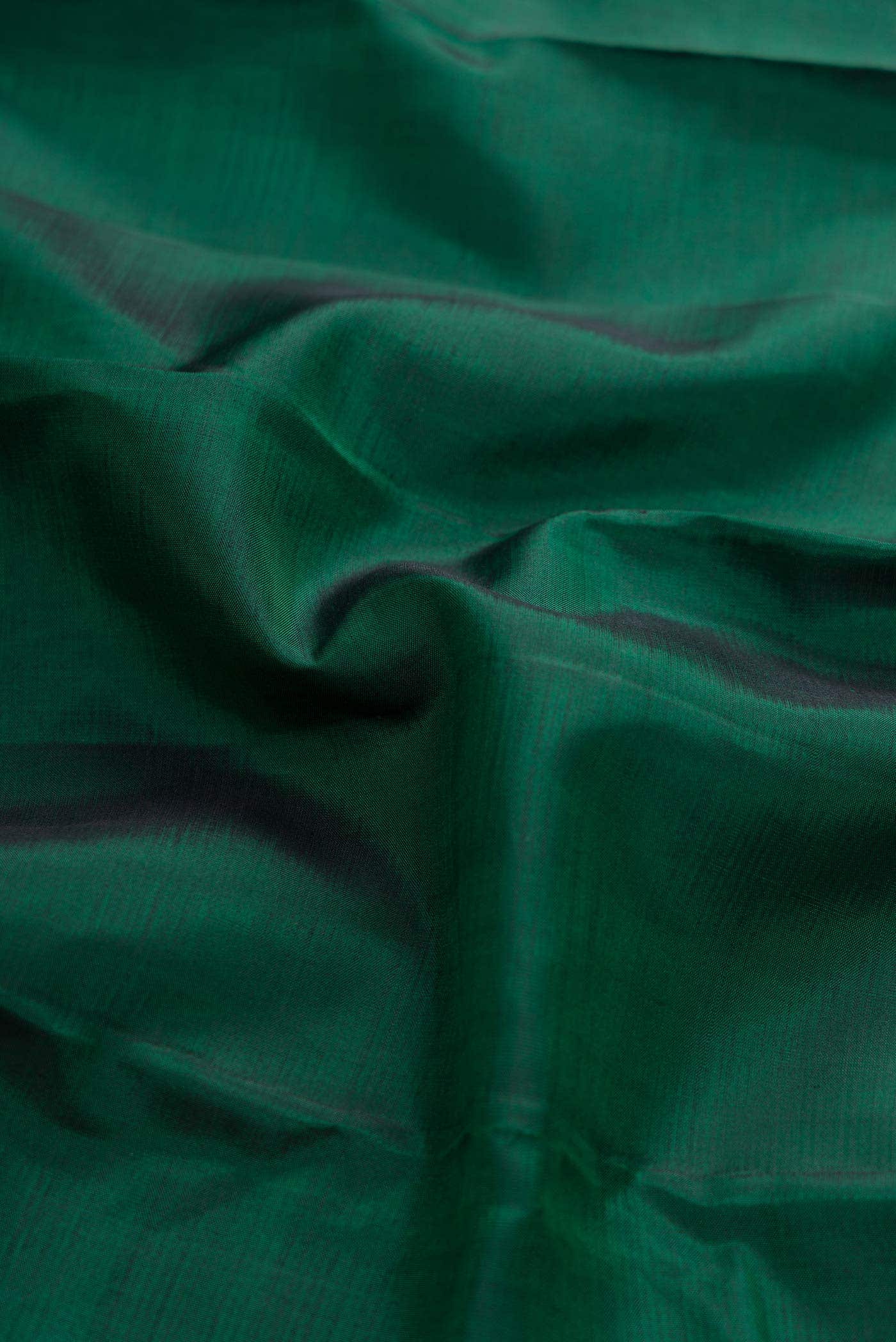 Pure Silk Pure Zari Bottle Green Dual Tone Kanchipuram Saree