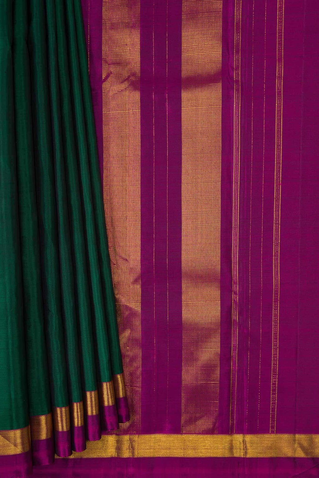 Pure Silk Pure Zari Bottle Green Dual Tone Kanchipuram Saree