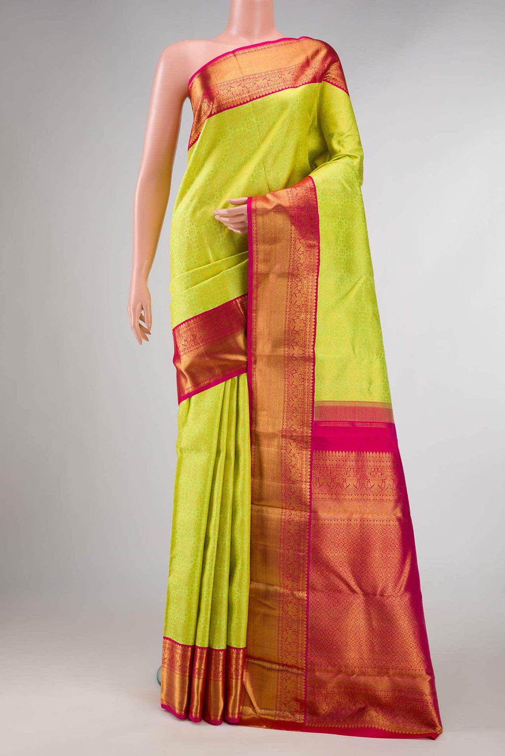 Parrot Green Dual Tone Kanchipuram Silk Saree