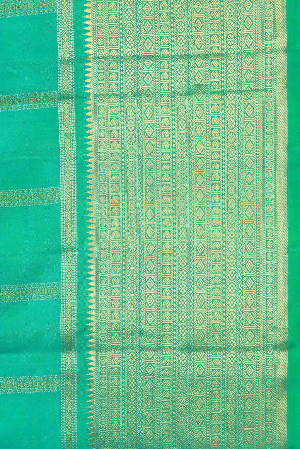 Sea Green Dual Tone Kanchipuram Silk Saree