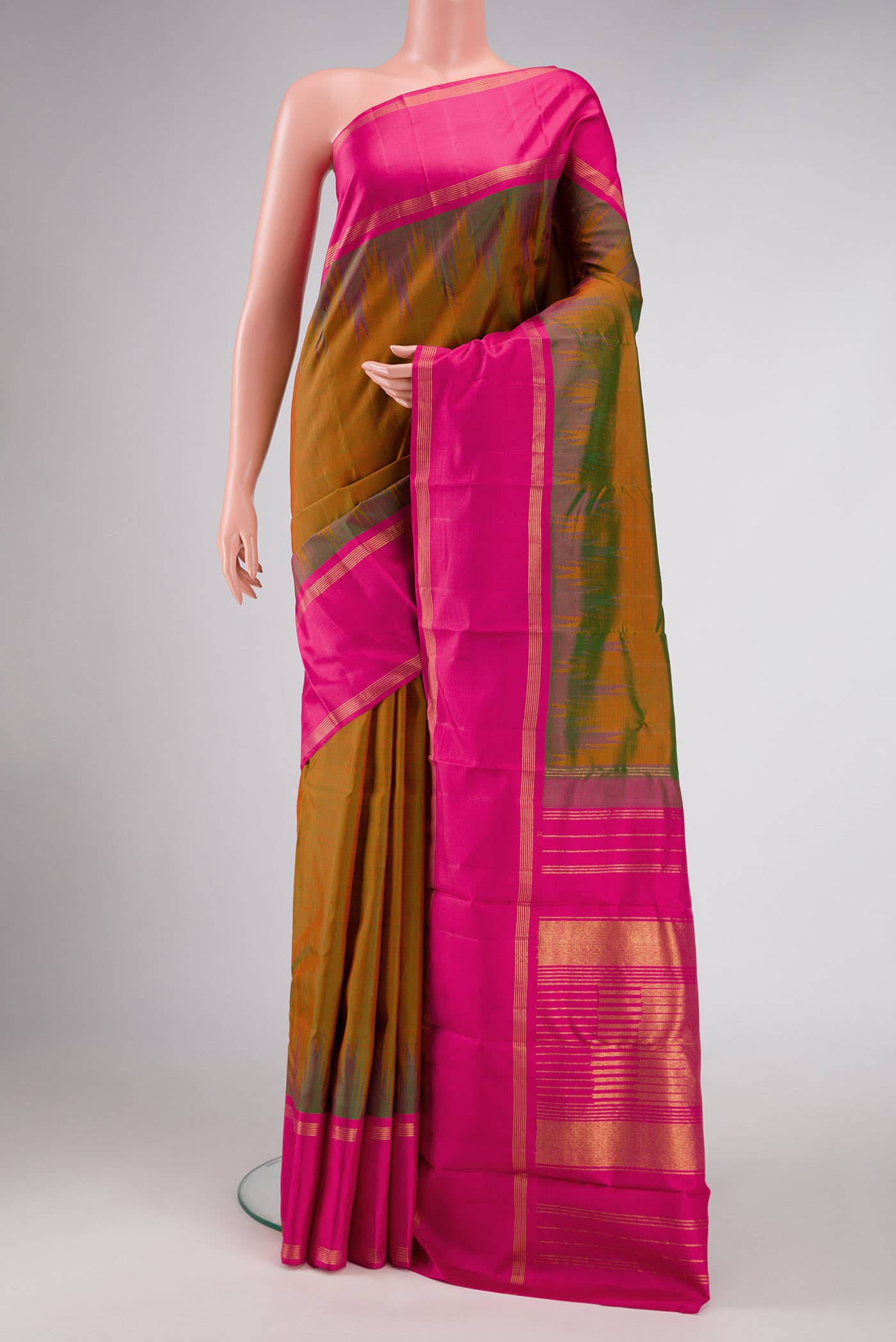 Mehandi Green Dual Tone Kanchipuram Silk Saree