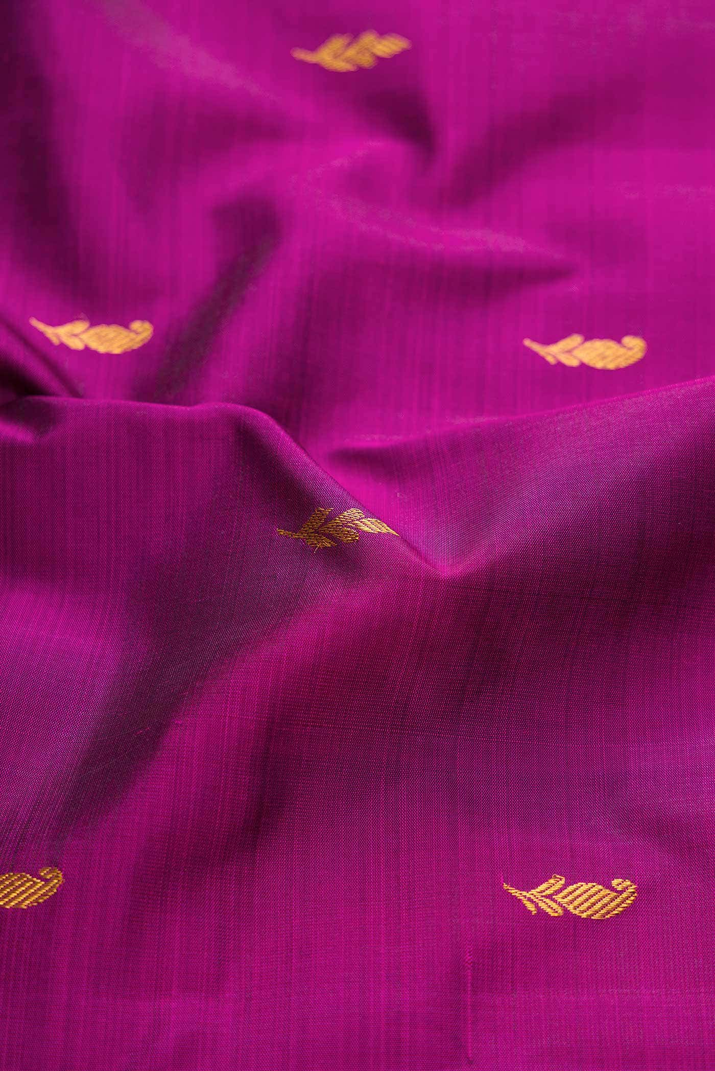 Pure Silk Pure Zari Magenta Dual Tone Kanchipuram Saree