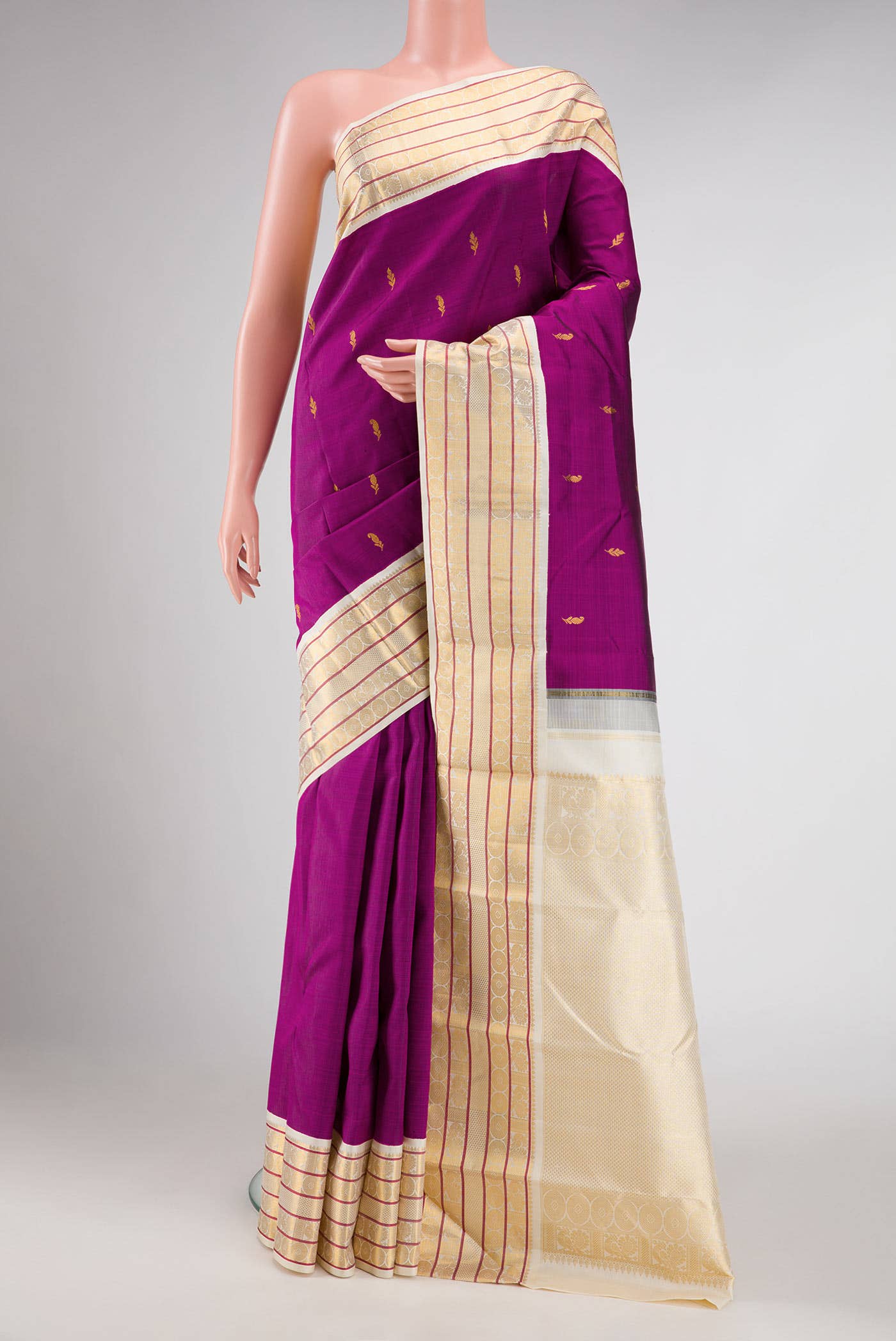 Pure Silk Pure Zari Magenta Dual Tone Kanchipuram Saree
