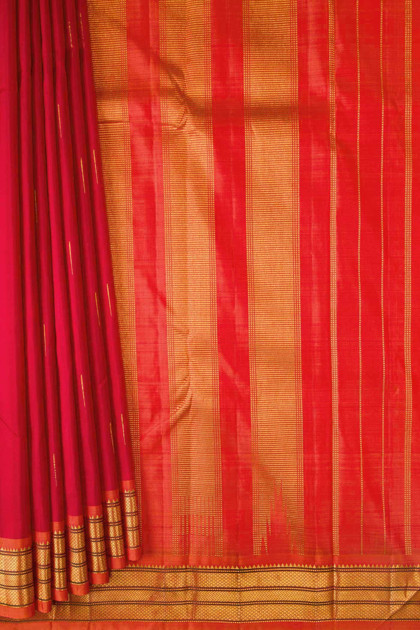 Pure Silk Pure Zari Red Dual Tone Kanchipuram Saree