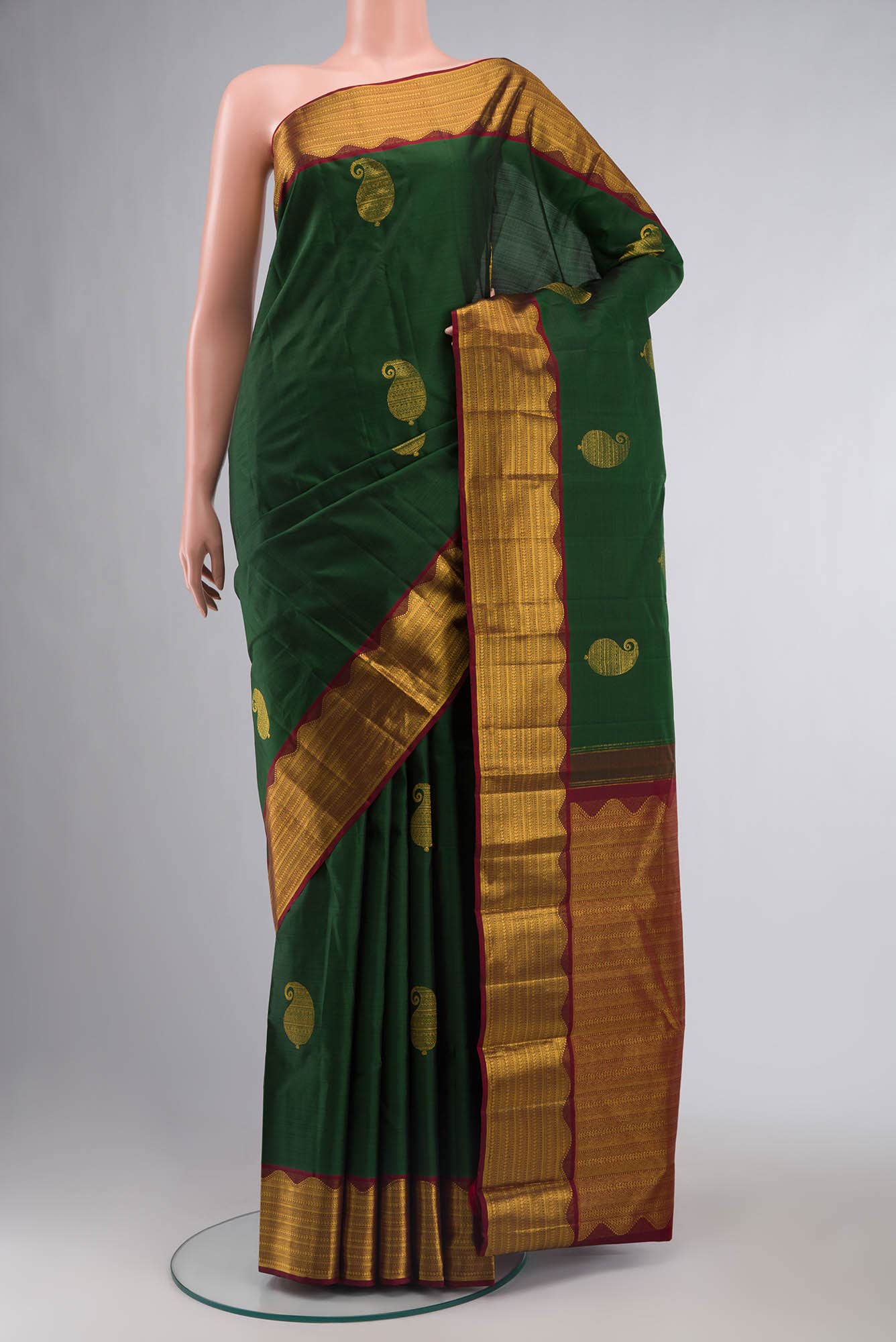 Bottle Green Kanchipuram Silk Saree