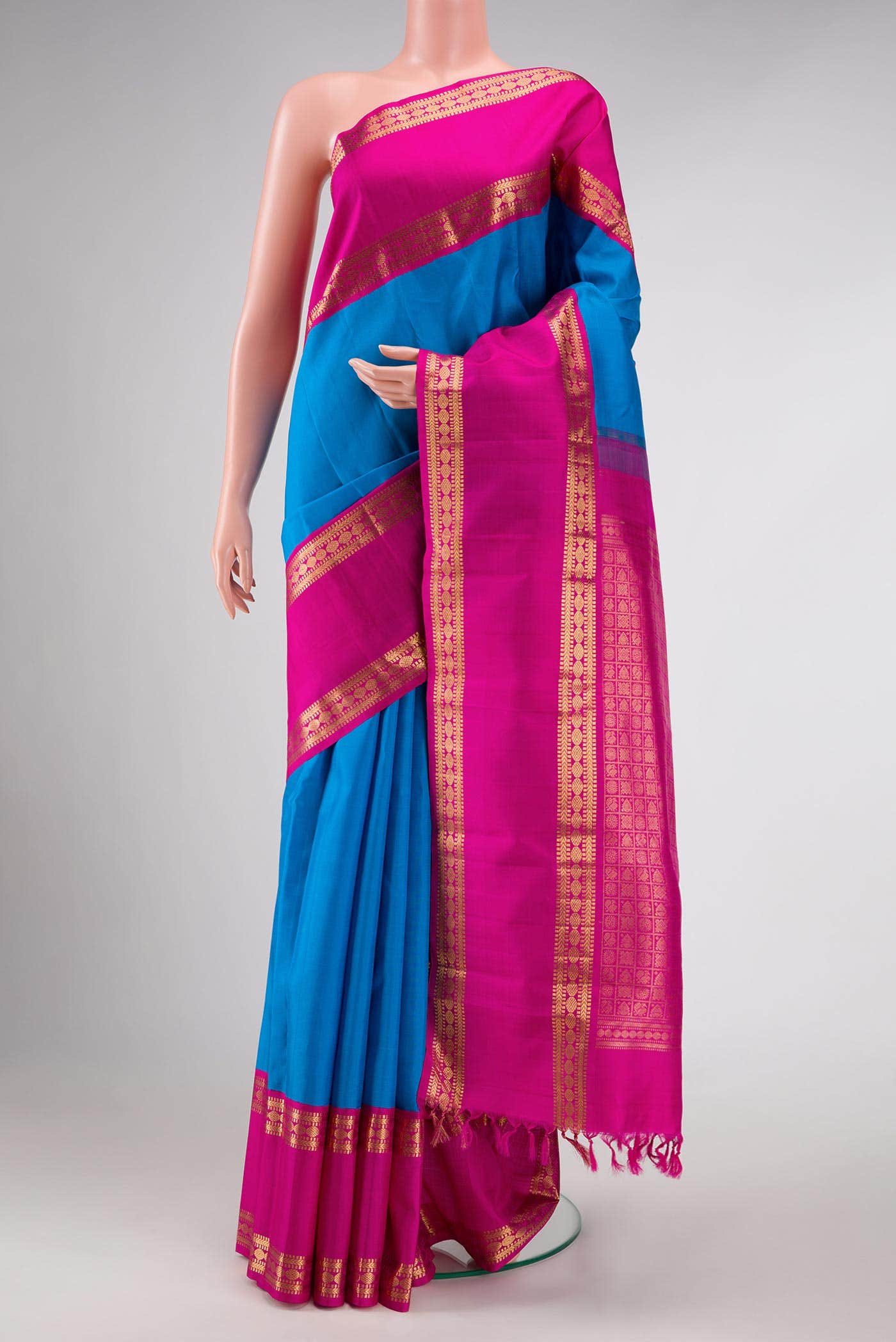 Pure Silk Pure Zari Sky Blue Dual Tone Kanchipuram Saree
