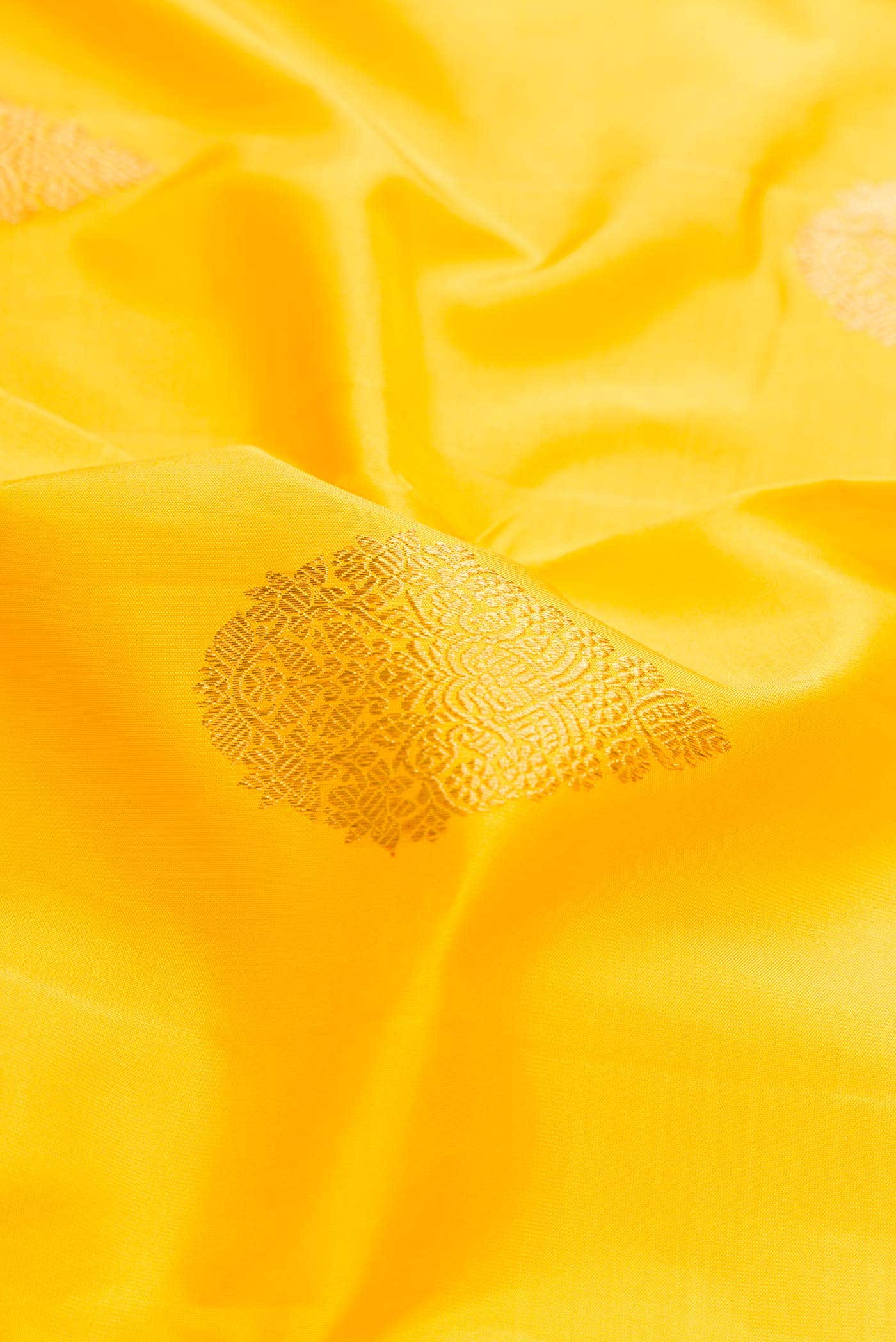 Pure Silk Pure Zari Yellow Dual Tone Kanchipuram Saree